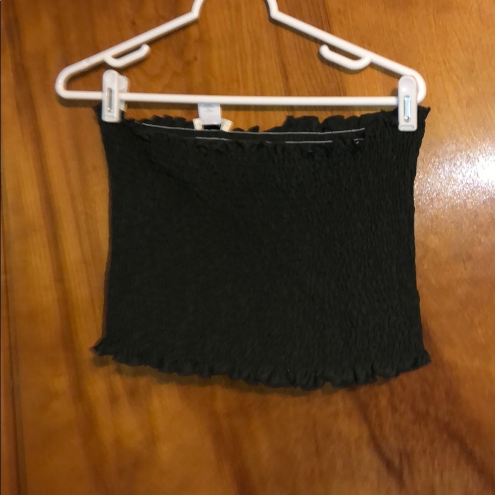 Strapless tube top